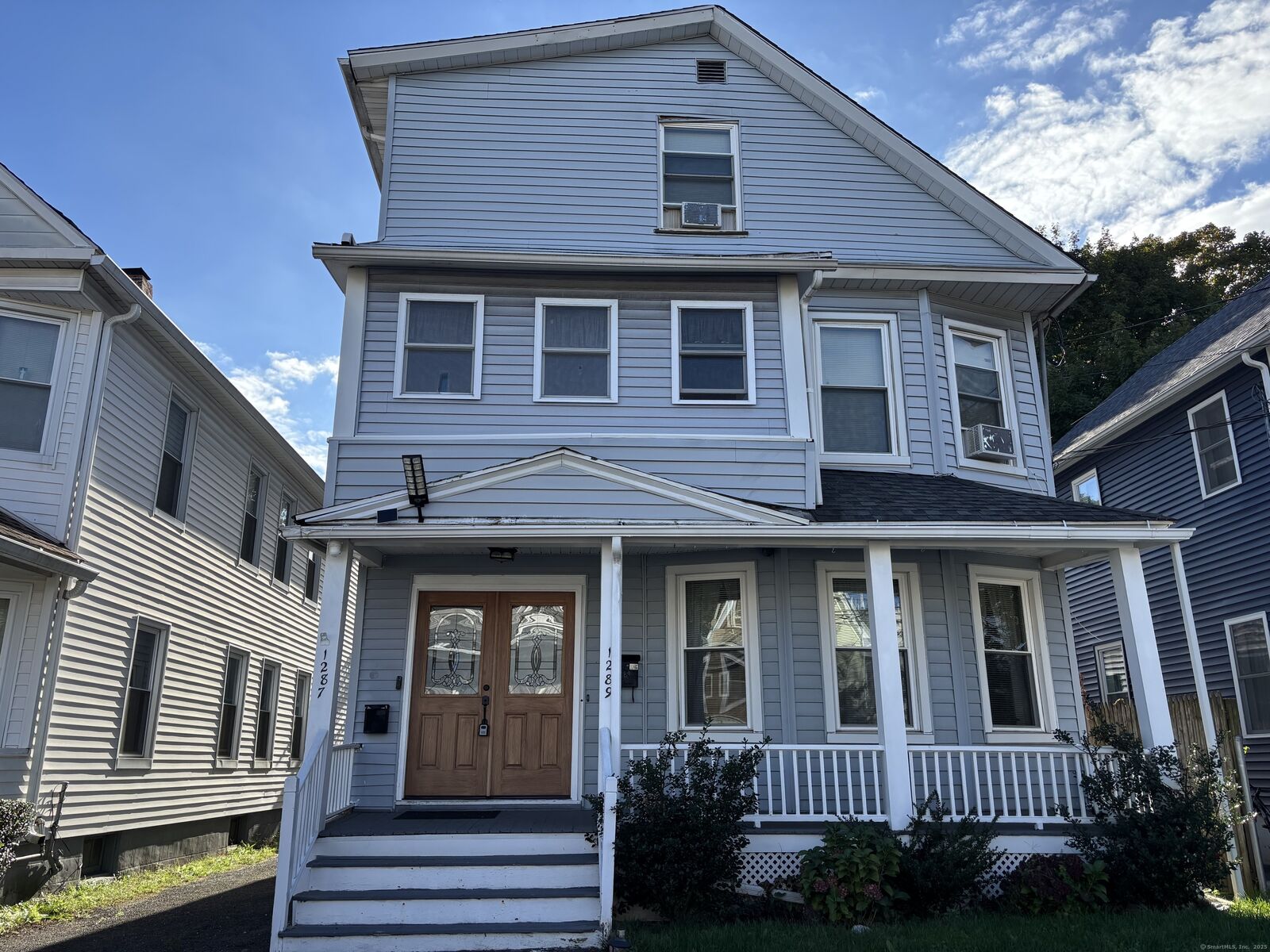 Property Photo: 1287 Howard Avenue CT 06605