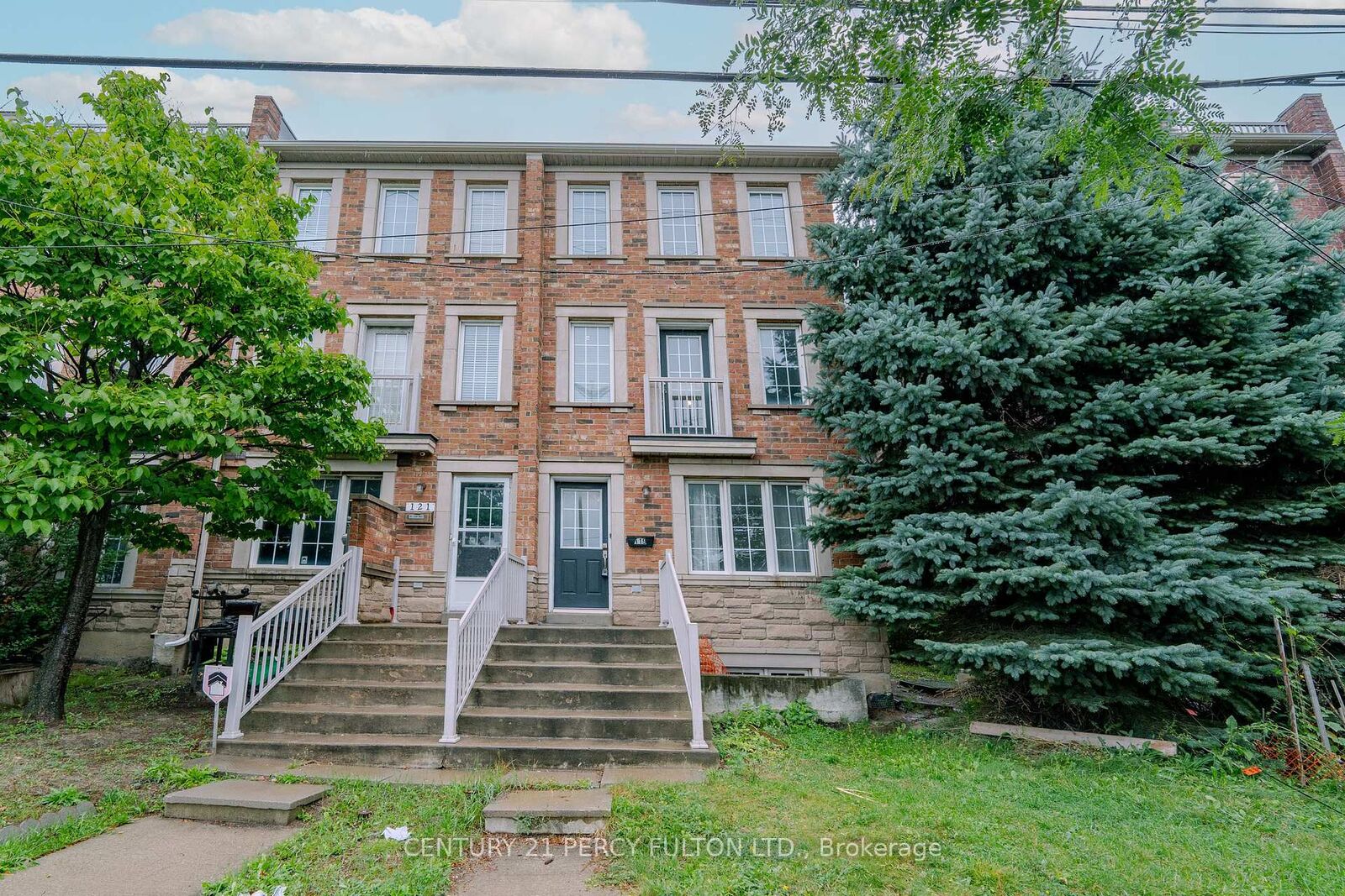 Photo de la propriété:  119 Torbarrie Road  ON M3L 1G8 