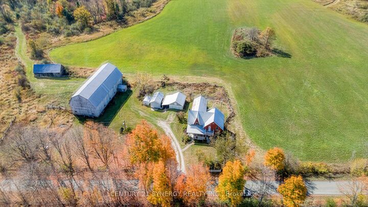 Photo de la propriété: 713 Rutherford Side Road ON K7H 3C9