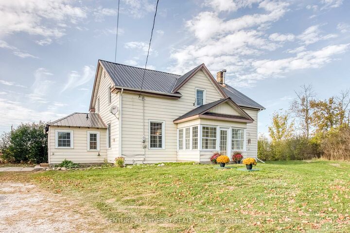 Property Photo: 13 Brandelle Lane ON K7H 3C6