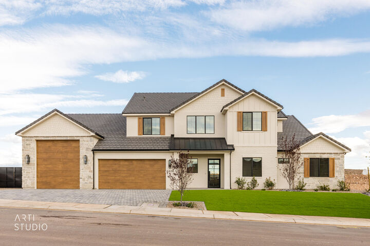 Property Photo:  2221 S Carabiner Way  UT 84770 