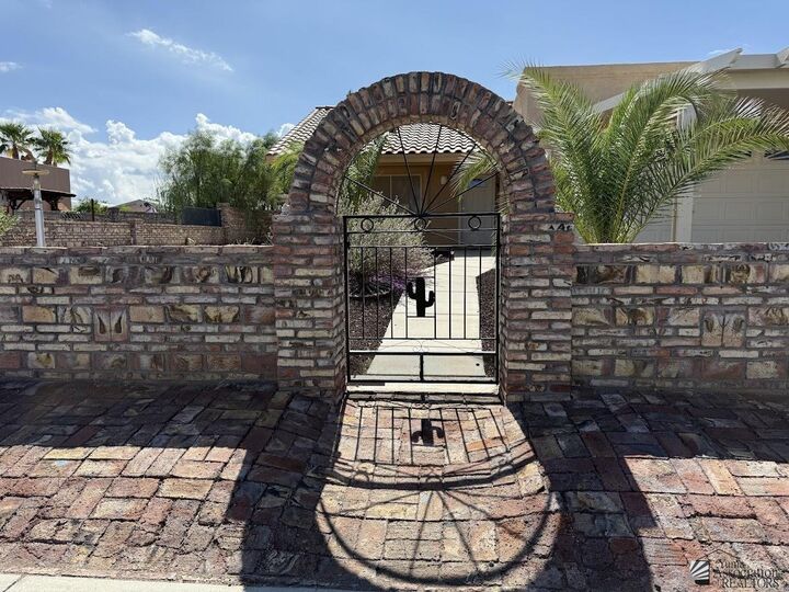 Property Photo: 13531 E 53 St AZ 85367