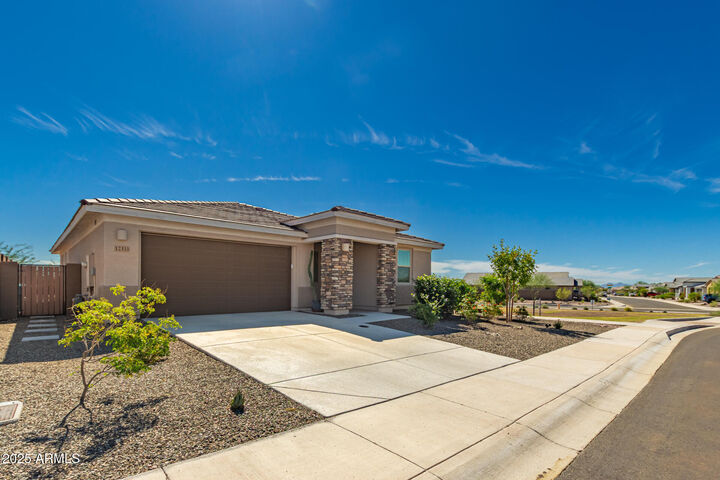 Property Photo:  12333 E Soloman Road  AZ 85118 