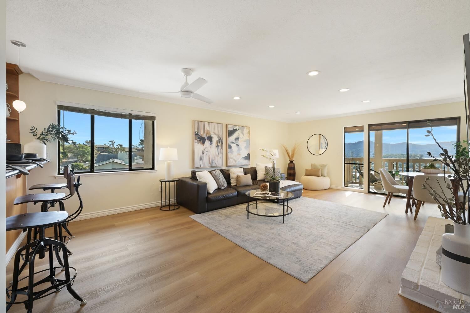 Property Photo: 60 Marinero Circle CA 94920