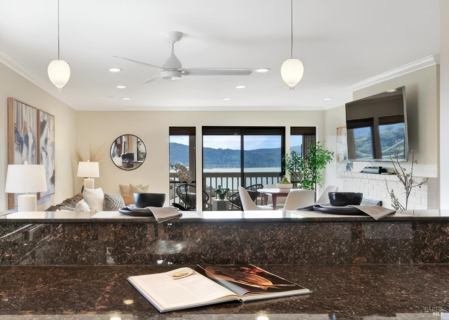 Property Photo:  60 Marinero Circle  CA 94920 