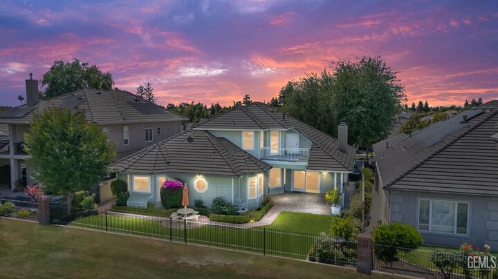 1904 Wedgemont Place  Bakersfield CA 93311 photo