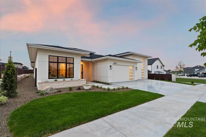 Property Photo: 9989 W Bouvardia St ID 83669
