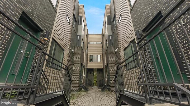 Property Photo: 4727 Walnut Street 00 4 PA 19139