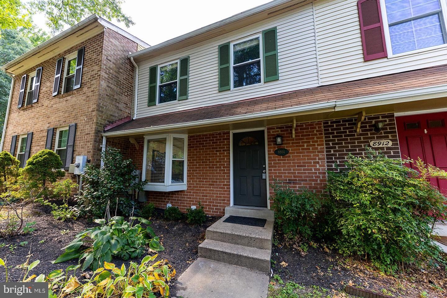 Property Photo: 8914 Shamrock Court VA 22152