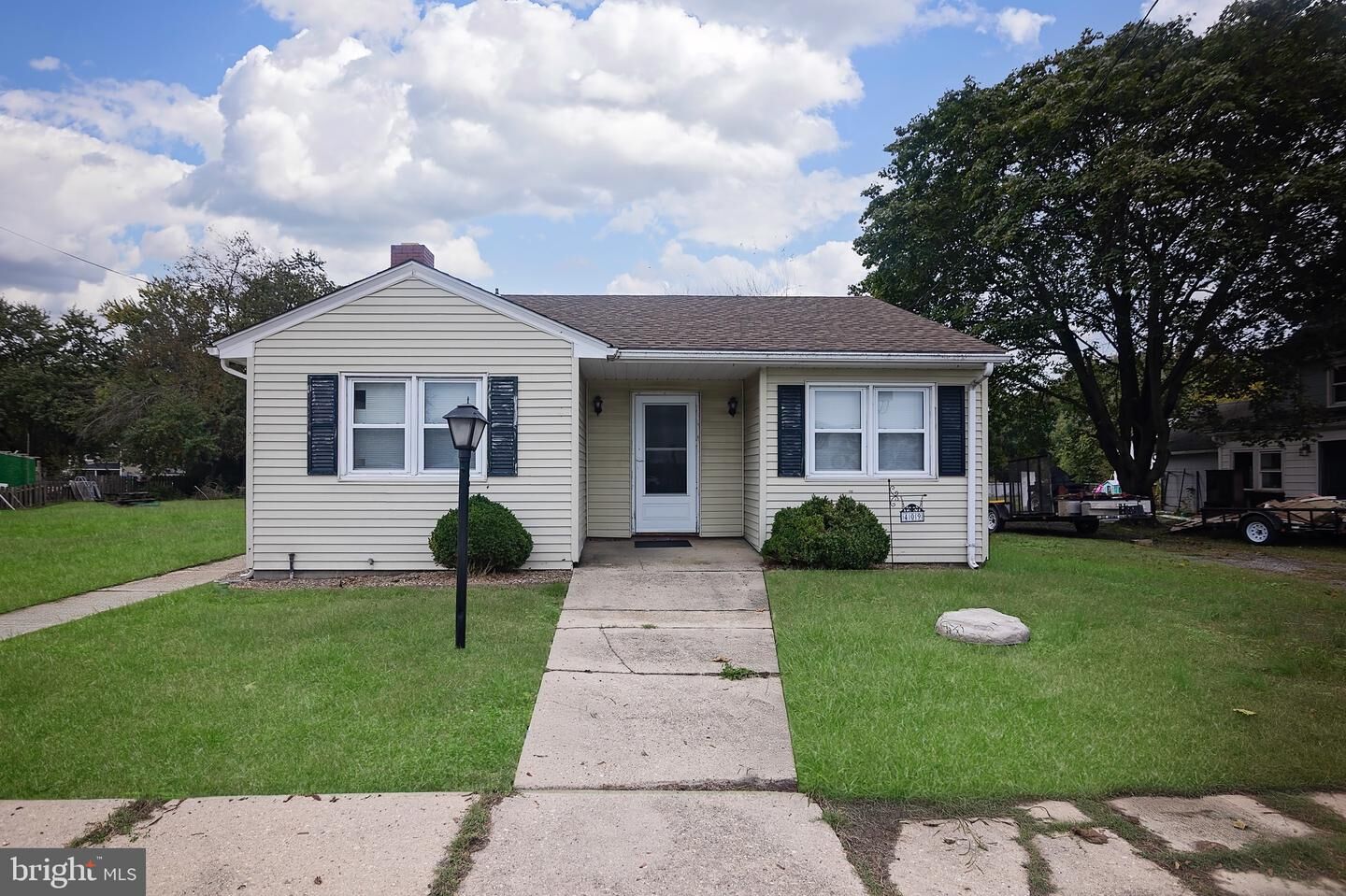 Property Photo: 409 Main Street MD 21636
