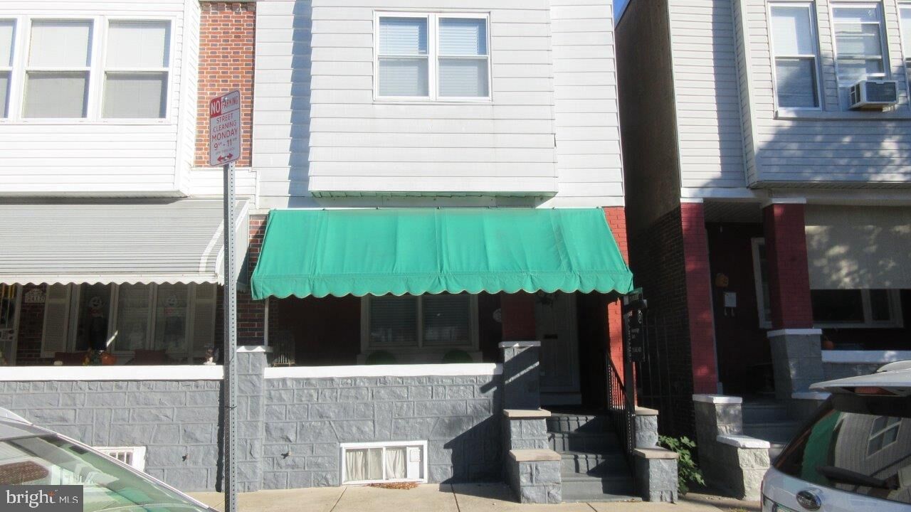Property Photo:  2419 S 4th Street  PA 19148 