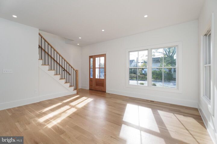 Property Photo:  380 Franklin Avenue  NJ 08540 