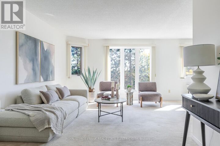 36 Champlain Crescent 30  Peterborough (Northcrest Ward 5) ON K9L 1T1 photo