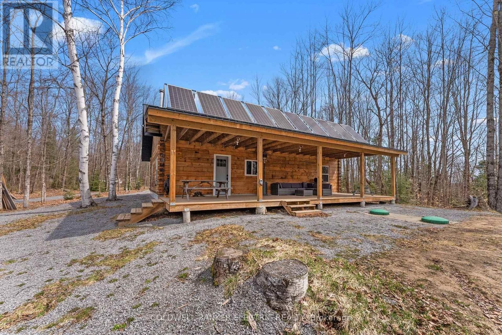 Property Photo: 2075 Dyno Road ON K0L 1C0