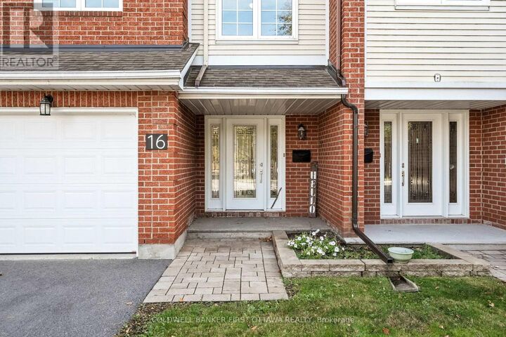 Photo de la propriété: 16 Wrenwood Crescent ON K2G 5V4