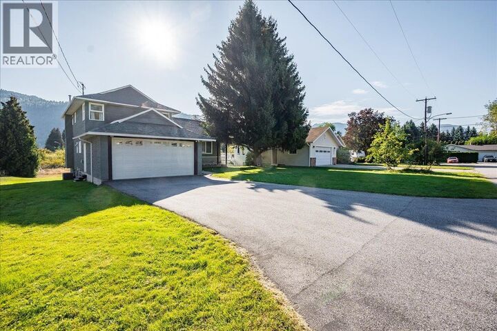 Property Photo: 408 Beresford Crescent BC V1N 3V5
