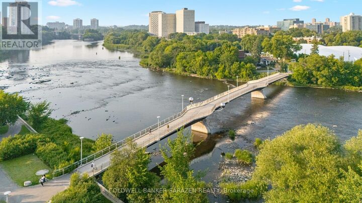 Property Photo:  10 McArthur Avenue 201  ON K1L 6R2