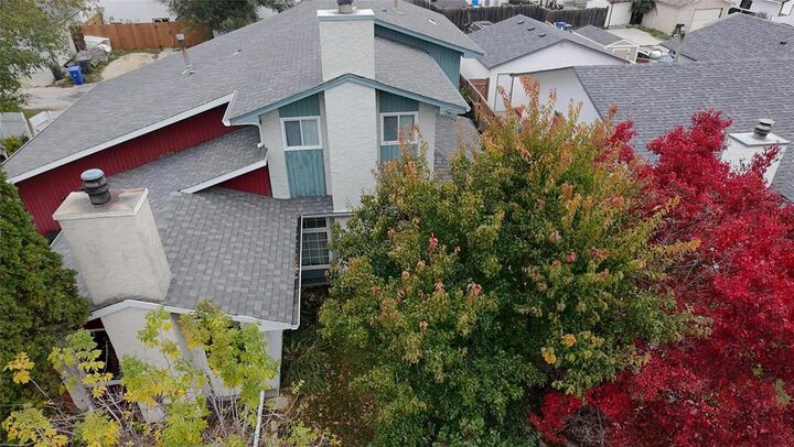 Property Photo: 1606 Rothesay Street MB R2G 2H4