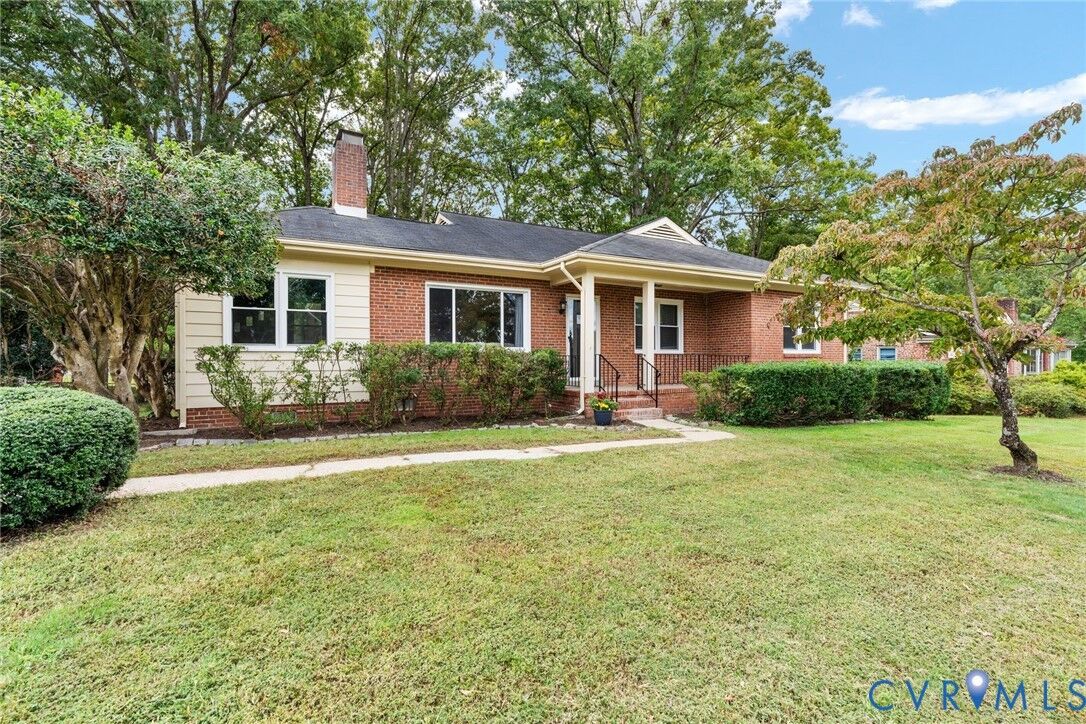 Property Photo: 8829 Michaux Lane VA 23229