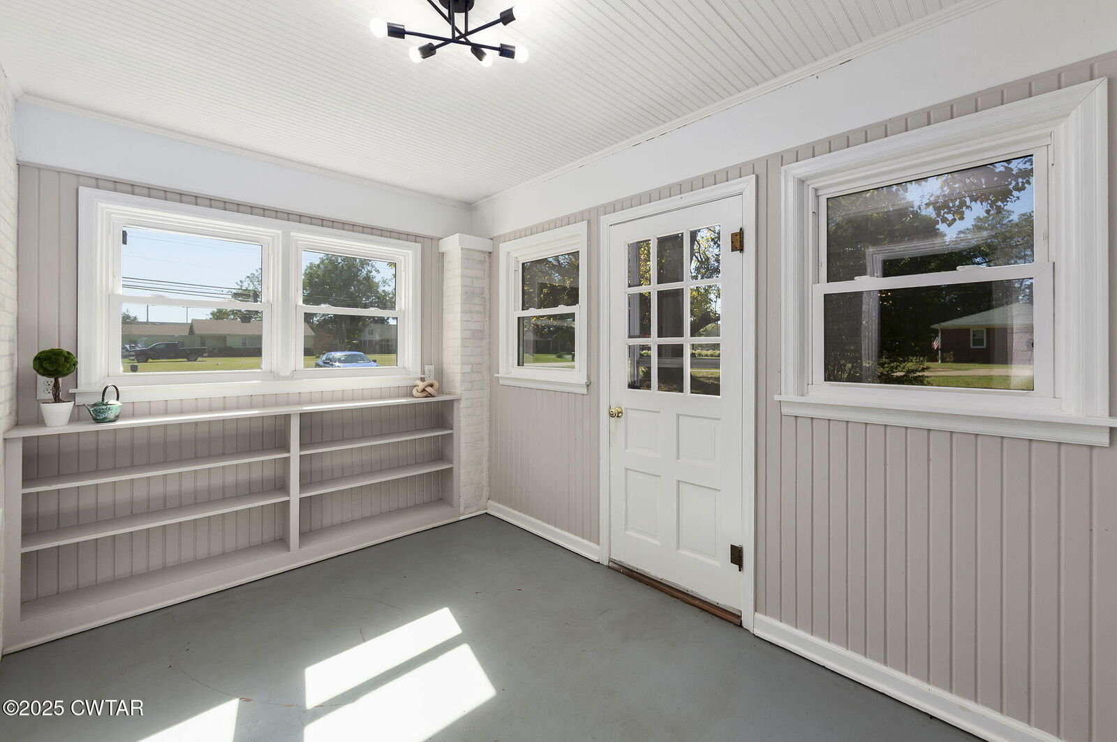 Property Photo: 385 Bolivar Highway TN 38301