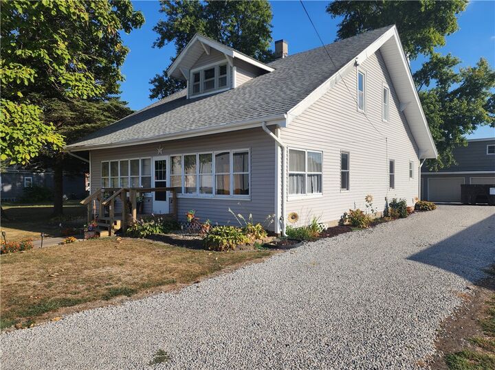 Property Photo: 312 W North Water Street IL 61914