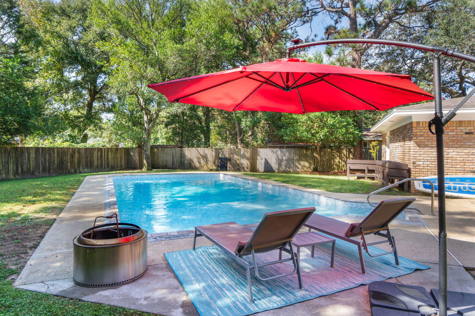 Property Photo: 28 Walnut Avenue FL 32579