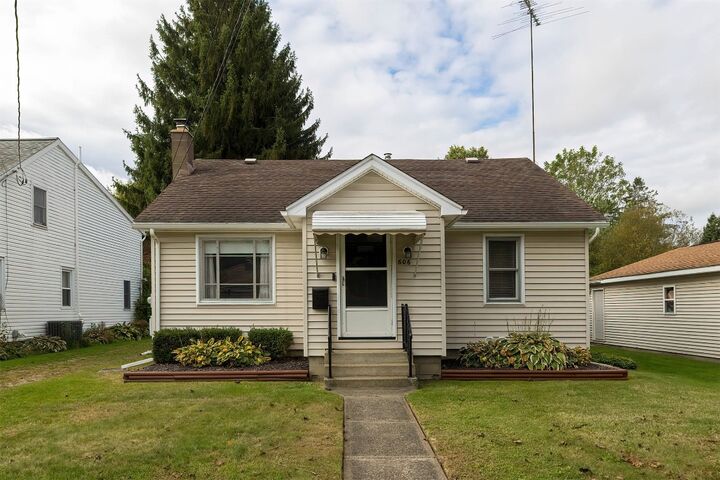606 Mechanic Street  Girard PA 16417 photo