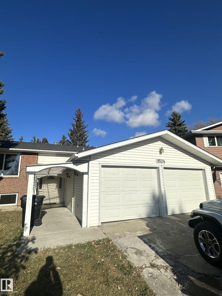 8524 174 St. Street NW  Edmonton AB T5T 2B9 photo