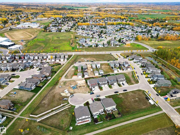 Property Photo:  4030 & 4032 41B Avenue  AB T7A 0B5 