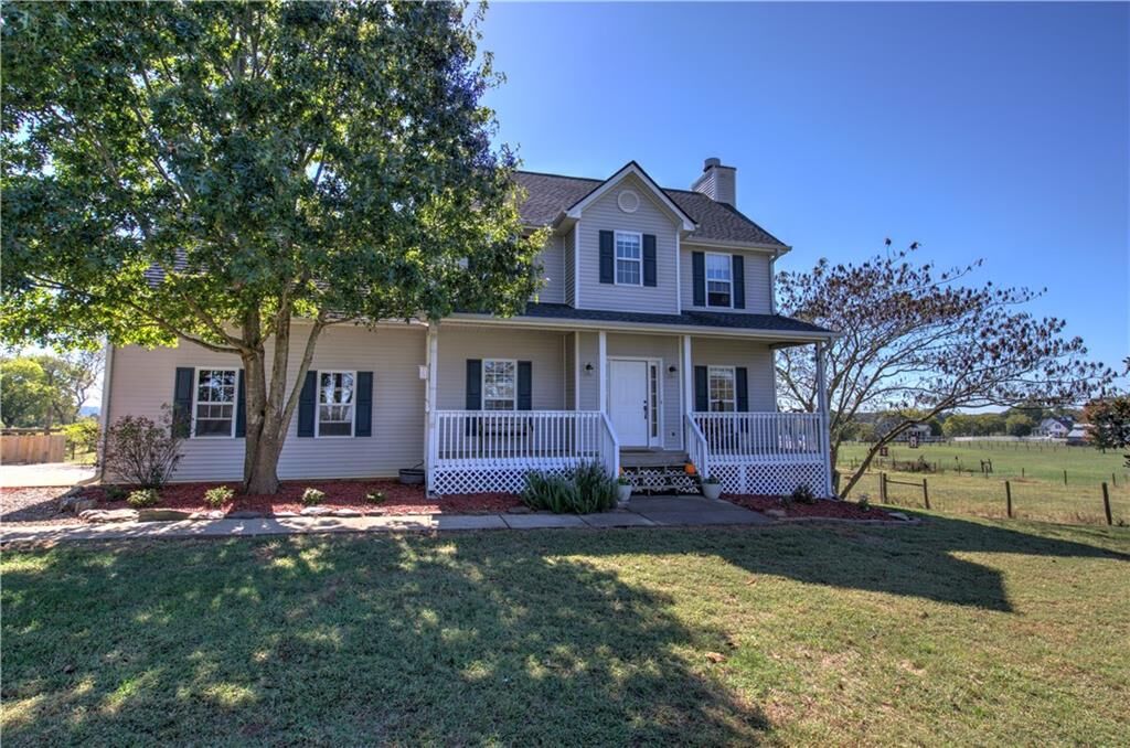 Property Photo:  2035 Highway 113  GA 30178