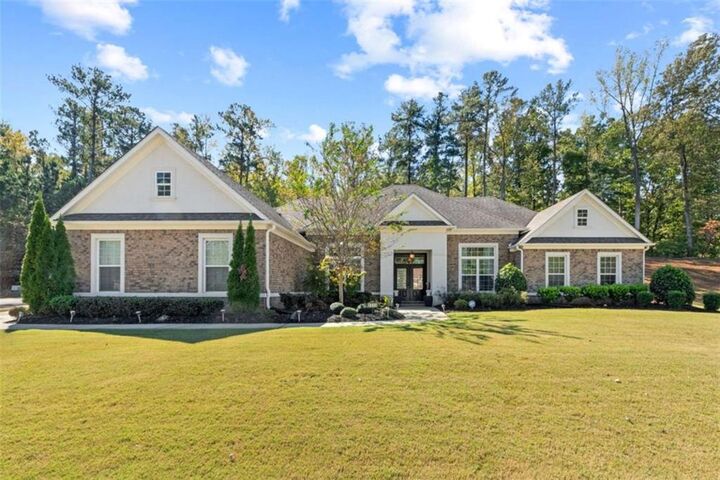 Property Photo:  2333 Barrington Trace Circle SW  GA 30331 
