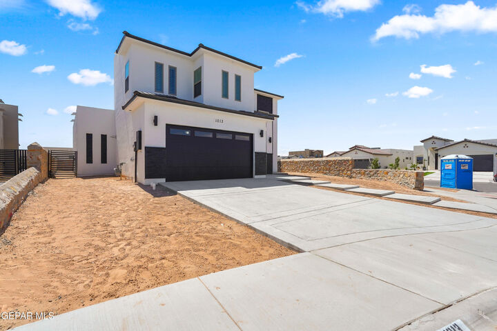 Property Photo: 2813 Tierra Garden Drive TX 79938