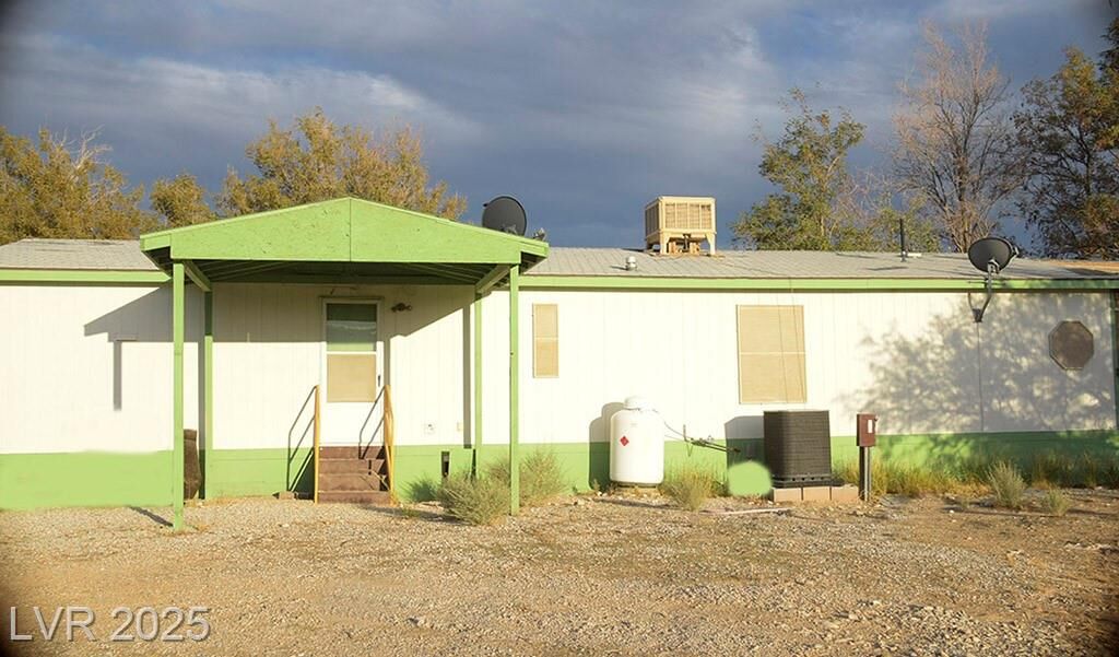 Property Photo: 75 West Obsidian Avenue NV 89019