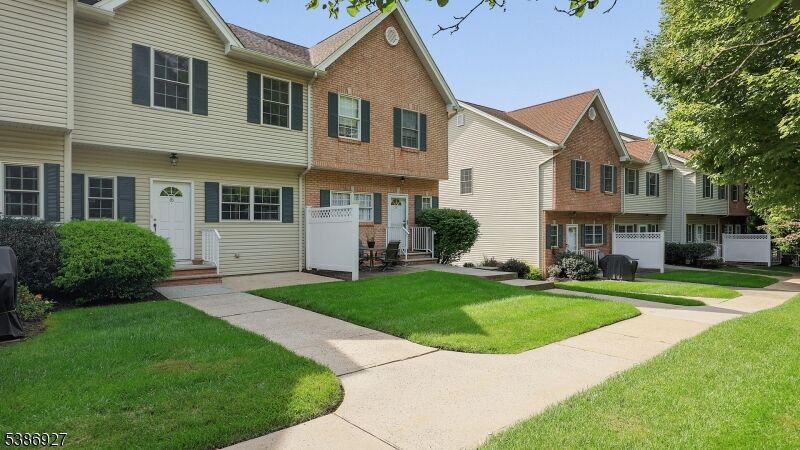 Property Photo: 16 Riga Ct NJ 07076