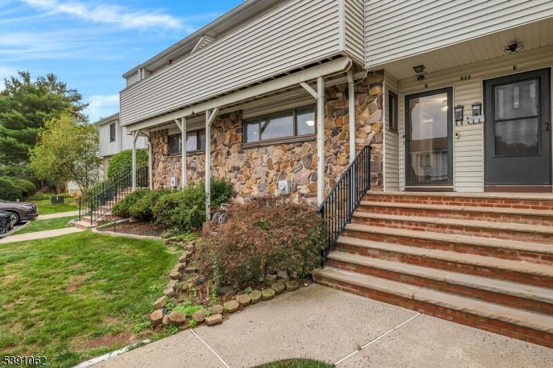 Property Photo: 912 Merritt Dr D NJ 08844