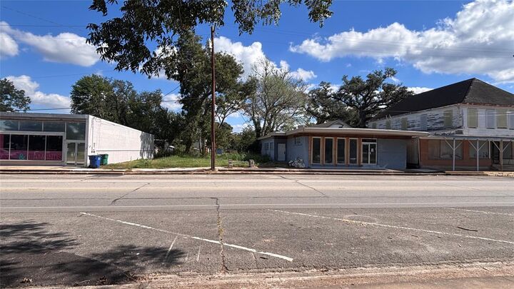 Property Photo: Tbd S Main TX 77480