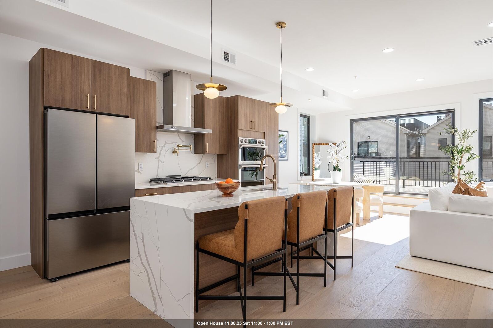 Property Photo: 17 Leonard St 3 NJ 07307