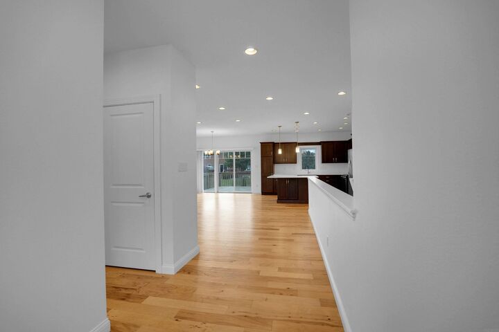 Property Photo:  2907 W 3rd Street  IA 50613 