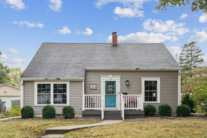 1212 W 7th Street  Cedar Falls IA 50613 photo