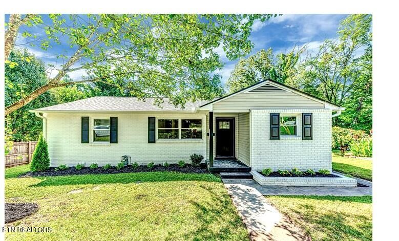 Property Photo: 130 Andover Circle TN 37830