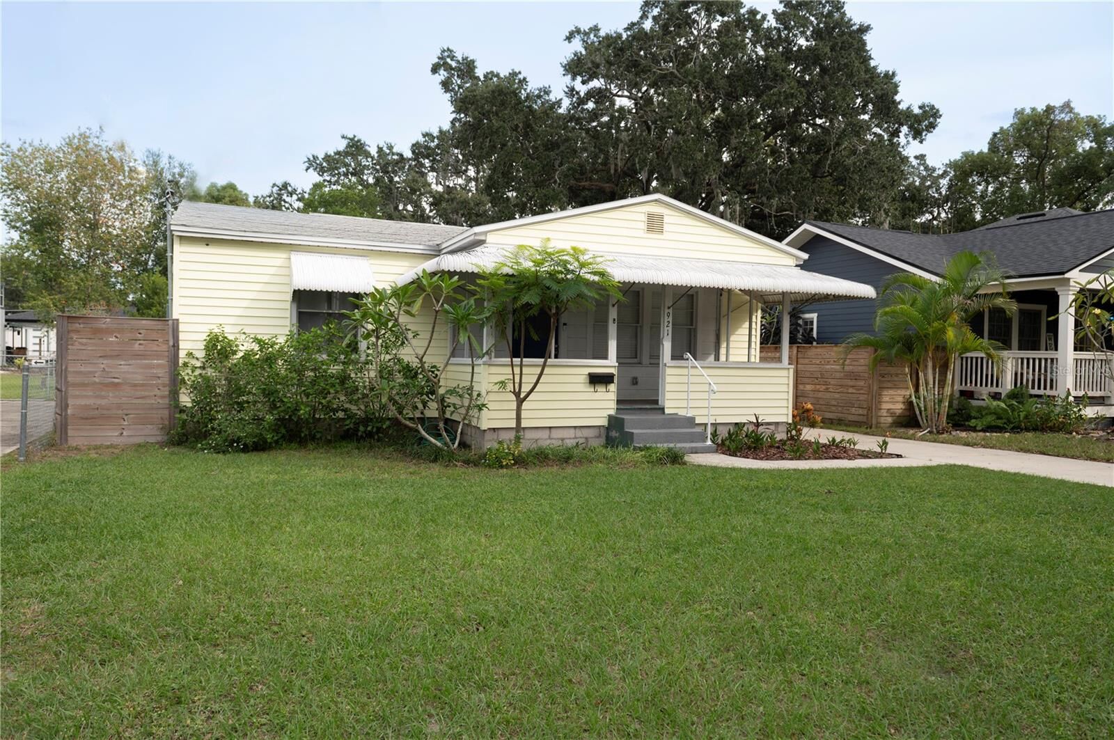 Property Photo: 921 La Salle Avenue FL 32803