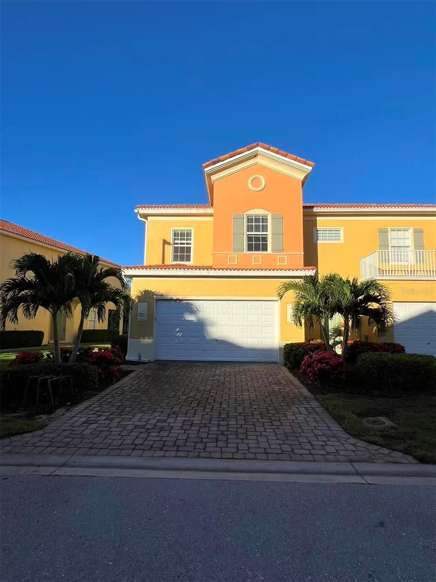 Property Photo:  16217 Via Solera Circle 101  FL 33908