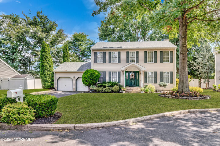 12 Antoinette Court  Jamesburg NJ 08831 photo