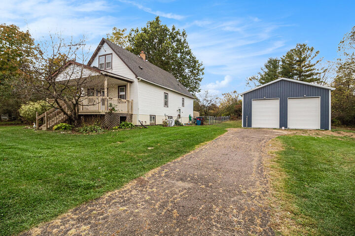 Property Photo: 3049 N Prospect Road MI 48198