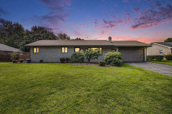 Property Photo: 2192 Pawnee Path MI 49127