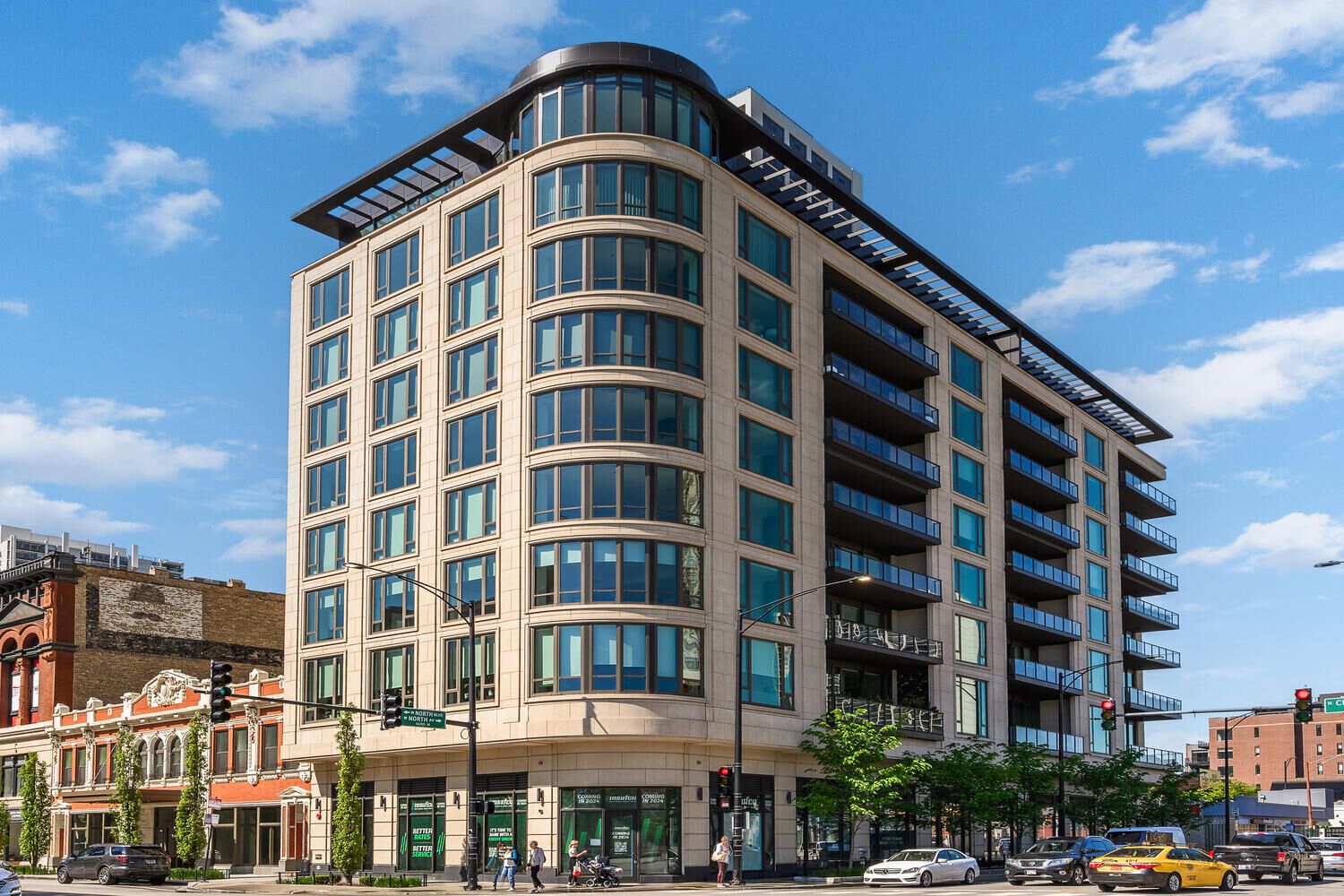 Property Photo: 1550 N Clark Street 701 IL 60610