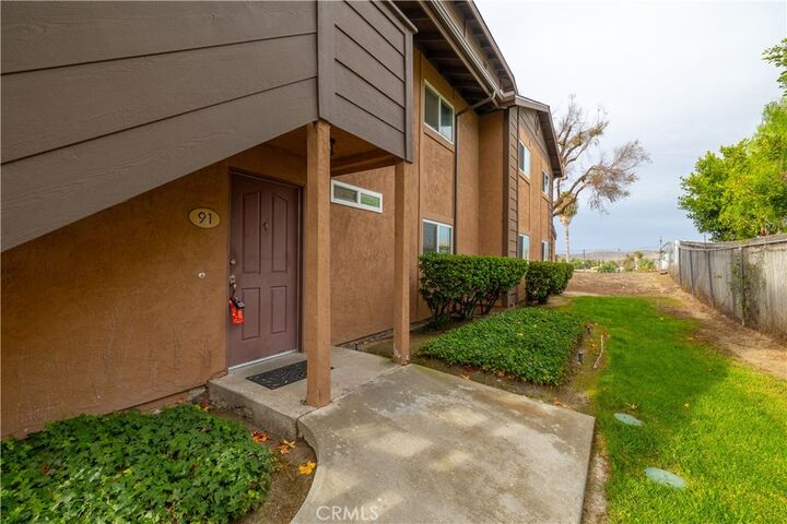 Property Photo: 517 Calle Montecito 91 CA 92057