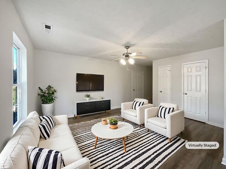 Property Photo: 312 Cottonwood Dr TN 37160