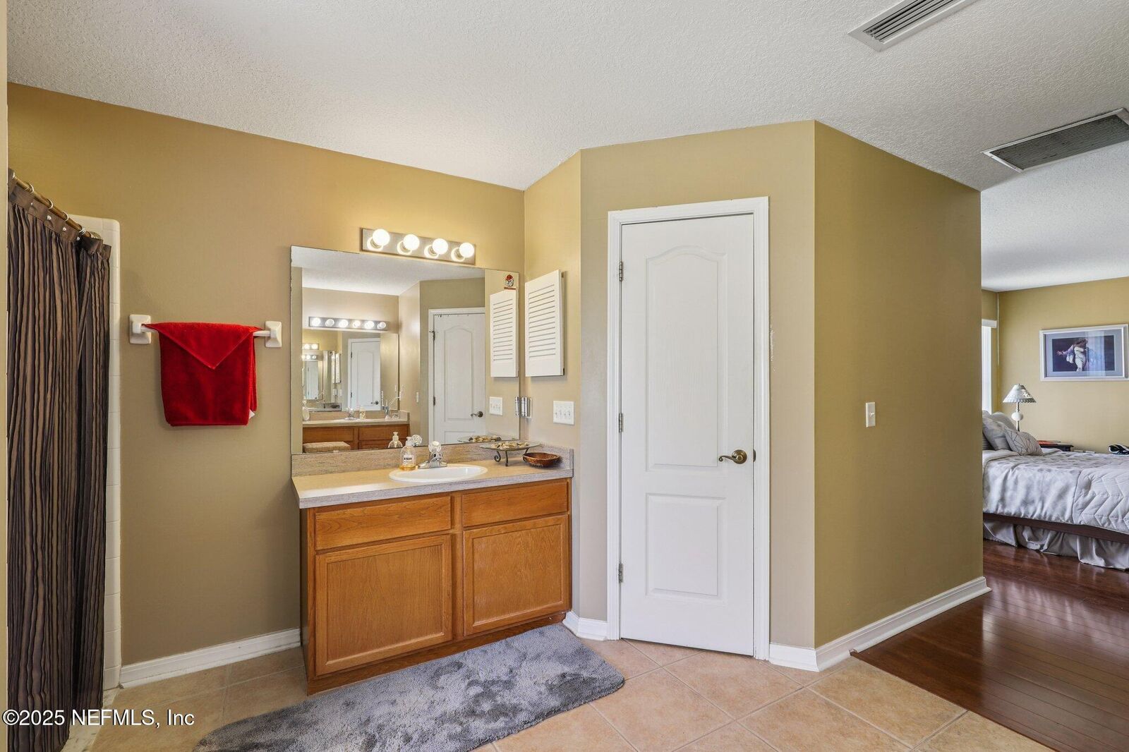 Property Photo: 1837 The Glades Road FL 32068