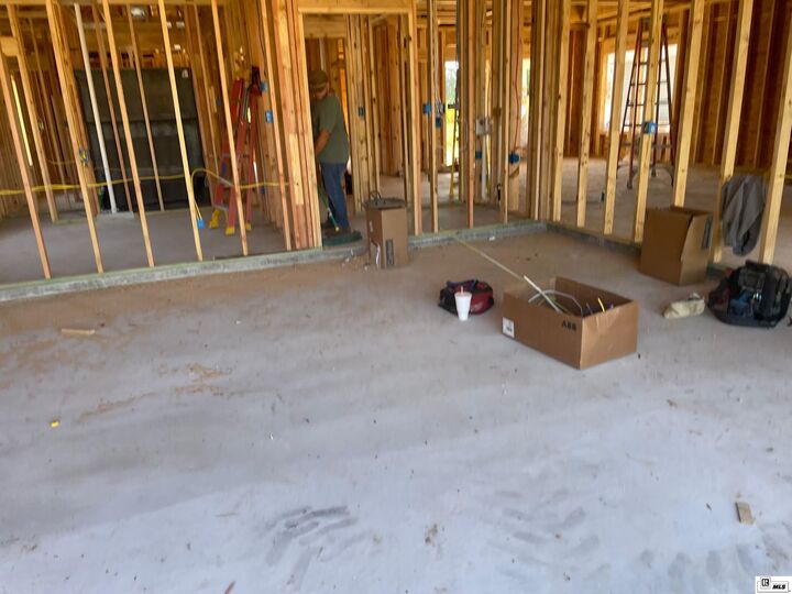 Property Photo: 121 Clearwater Circle LA 71270